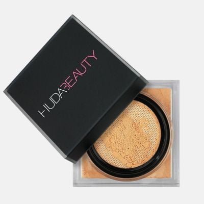 HUDA BEAUTY Easy Bake Loose Setting Powder